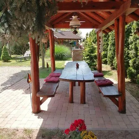 Apartamento Hajnalka Apartmanház Kehidakustány